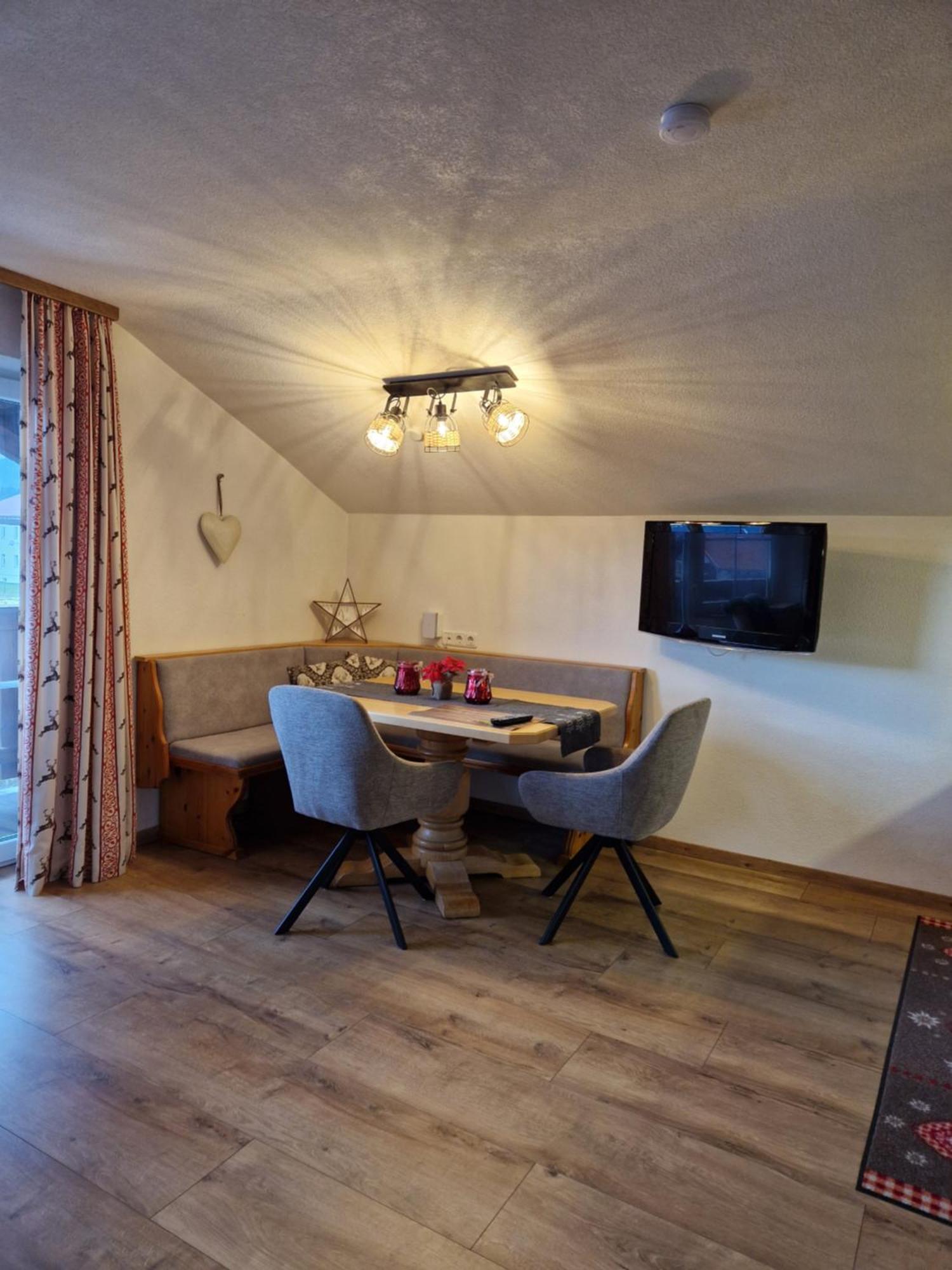Alpenhof Waengle Aparthotel Ройте Екстериор снимка